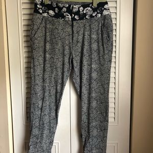 Lululemon casual pants size 10